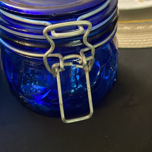 2 Cobalt Blue Fruit Embossed Hinged Canisters - Picture 6 of 12